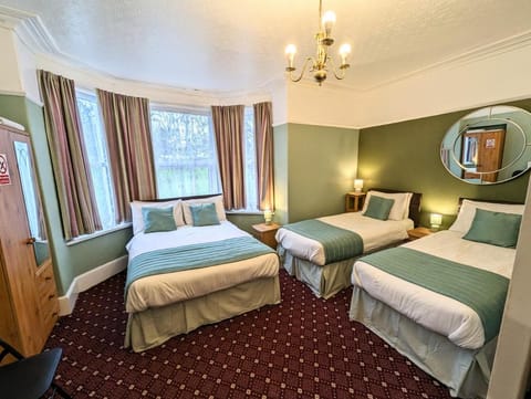 The George Guest House Bed and Breakfast in Plymouth