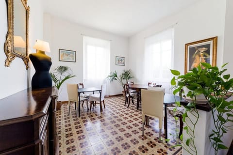 Villa Sunrise Bed and Breakfast in Lucca