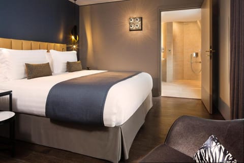 Hotel Le 10 BIS Hotel in Paris