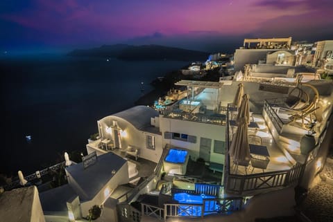 Kaleidoscope Cave Houses Apartment hotel in Oia