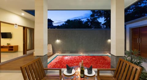 Paisa Villa Seminyak Villa in North Kuta