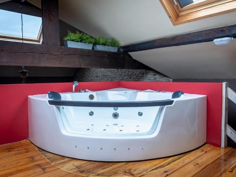 Vacation Home in Durbuy with Indoor Pool Vacation rental in Wallonia, Belgium