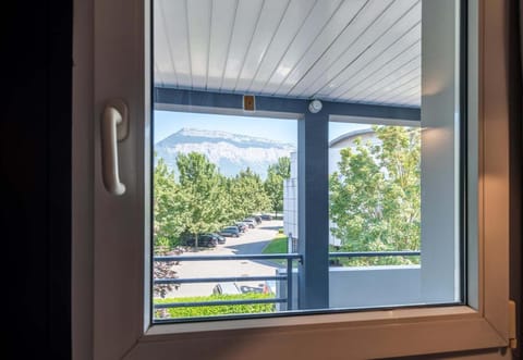 B&B HOTEL Grenoble Université 1 Hotel in Meylan