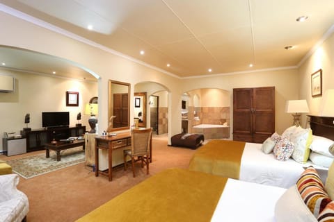 Shangri-La Manor Bed and Breakfast in Western Cape