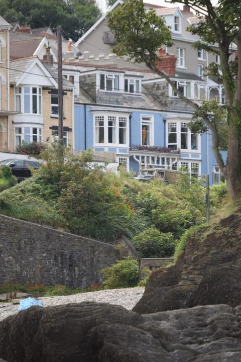 Newberry Beach lodge Bed and Breakfast in North Devon District