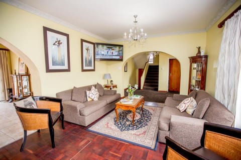 Oria Guest House Lodge in Cape Town