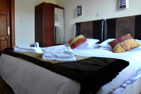 Crown hotel Hotel in England