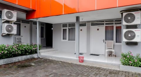 Ratu Guesthouse Hotel in Kuta