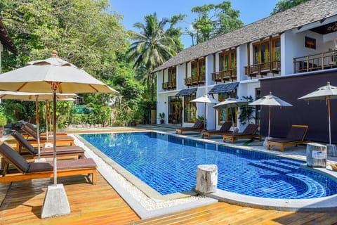 Sairee Cottage Resort Hotel in Ko Tao