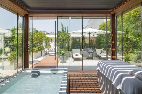 Le Bristol Paris, Oetker Hotels Hotel in Paris