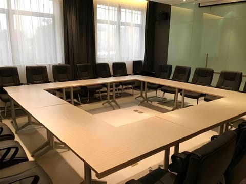 Jinjiang Inn Beijing Liangxiang Nanguan Subway Station Branch Hotel in Beijing