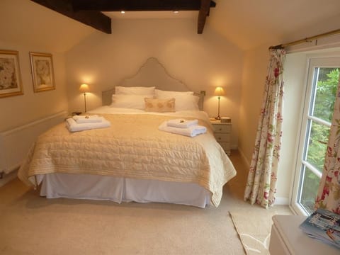 The Coach House Bed and Breakfast in East Staffordshire District