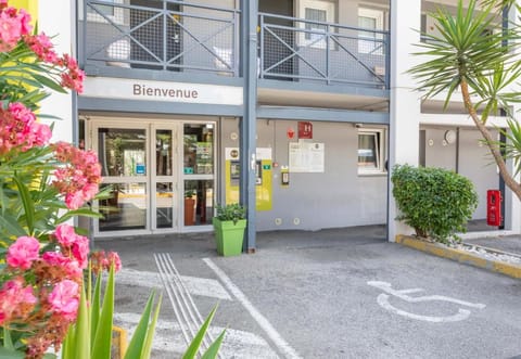 B&B HOTEL Toulon La Seyne sur Mer Hotel in La Seyne-sur-Mer