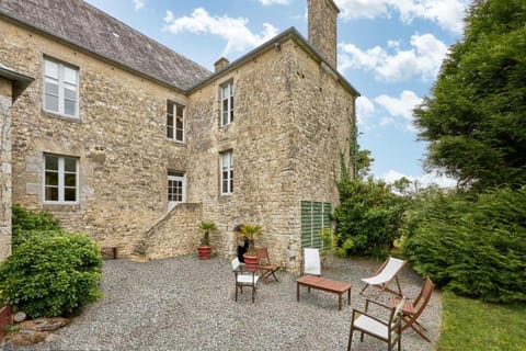 MANOIR du QUESNAY Bed and Breakfast in Normandy