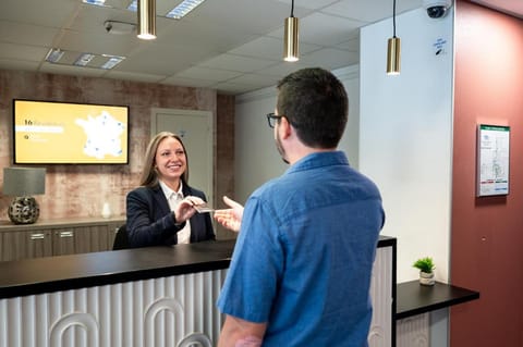 Nemea Appart Hotel Quai Victor Tours Centre Apartment hotel in Tours