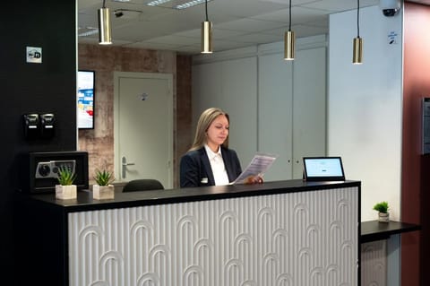 Nemea Appart Hotel Quai Victor Tours Centre Apartment hotel in Tours