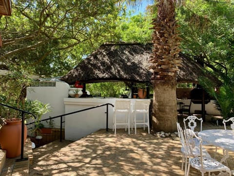 The Little Hideaway Guesthouse Bed and Breakfast in Stellenbosch