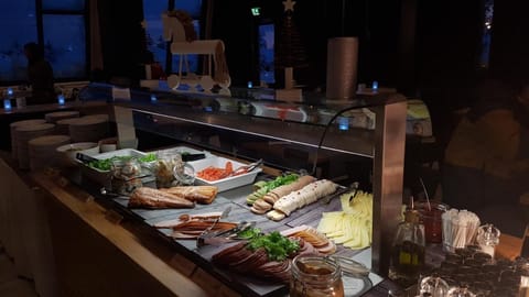 Santa's Igloos Arctic Circle Hotel in Rovaniemi