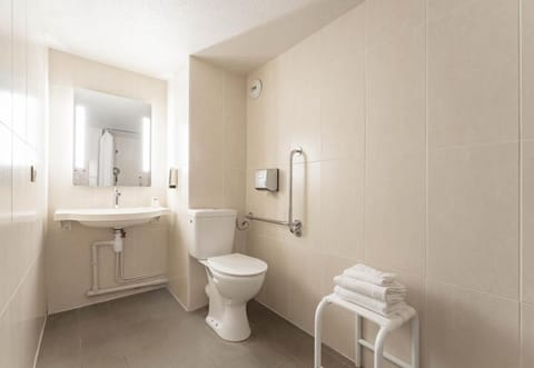 B&B HOTEL CALAIS Coquelles Tunnel sous La Manche Hotel in Hauts-de-France