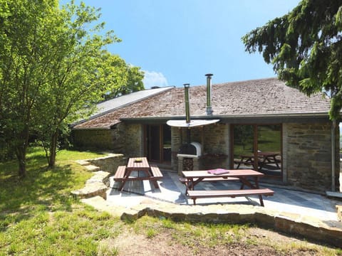 Holiday home in Odeigne with sauna Vacation rental in Manhay