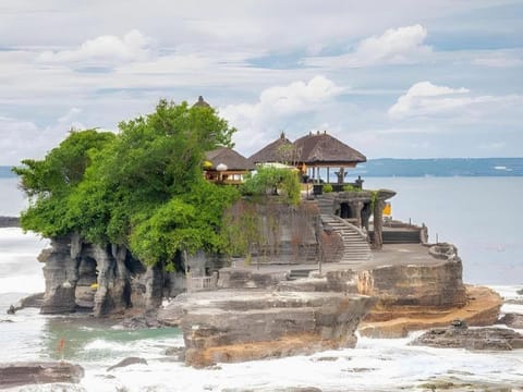 The Wina Guest House 2 Bed and Breakfast in North Kuta