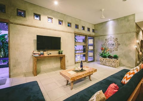 Lokal Bali Hostel Hotel in Kuta