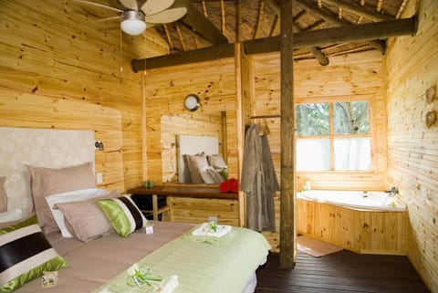 Vindoux Tree House Guest Farm & Spa Bed and Breakfast in Western Cape