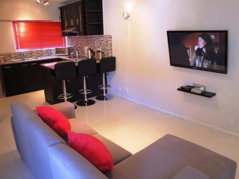 Cascades II (Studio) (48) Apartment in Cape Town
