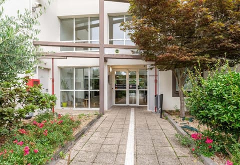 B&B HOTEL Nantes Atlantis Le Zenith Hotel in Saint-Herblain