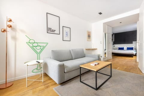 Au Chat Qui Dort Lille - Archives 18 Apartment in Lille