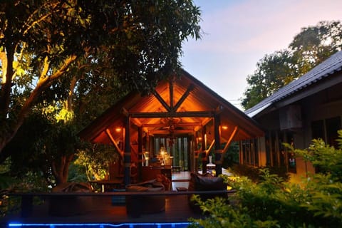 Aha Lanta Cozy Hostel Hostel in Krabi Changwat