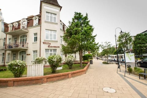 Baltic Apartments - Willa Carmen DeLuxe Apartment in Swinoujscie