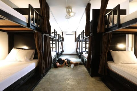 Balcony Party Hostel Ao Nang Beachfront Adult Only Hotel in Krabi Changwat