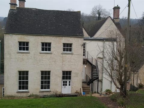 Grigshot Apartment Apartment in Stroud