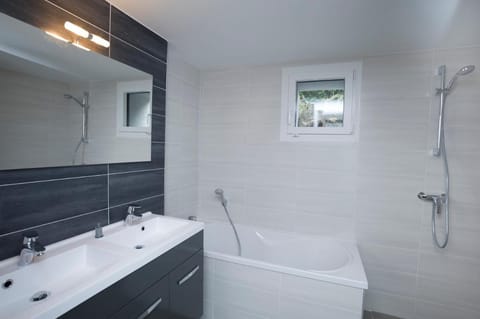 Appartement Semnoz - Vue Lac Apartment in Sévrier