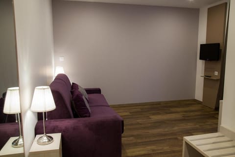 The Originals City, Le Relais des Carnutes, Dreux Ouest (Inter-Hotel) Hotel in Normandy