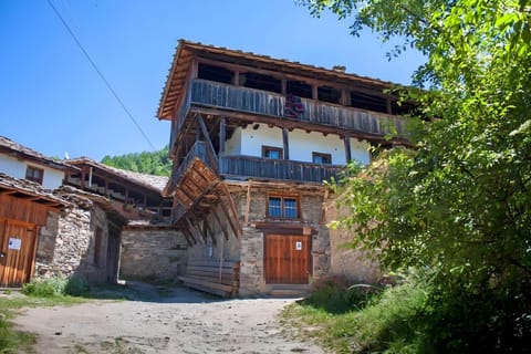 Krychma Bratyata Guest House Hotel in Blagoevgrad Province