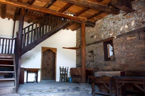 Krychma Bratyata Guest House Hotel in Blagoevgrad Province