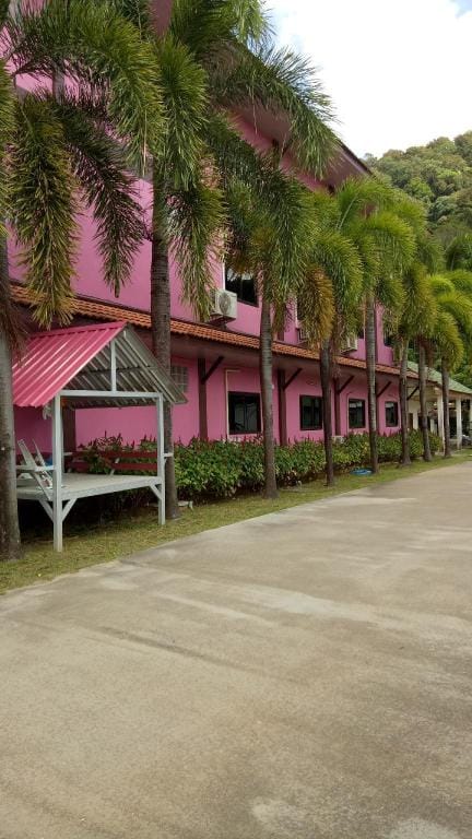 Lanta Sweet Mansion Hotel in Sala Dan