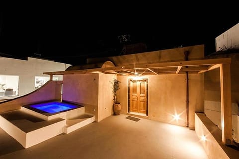 Casasantantonio 18th Century Luxury Mansion Apartment in Thera