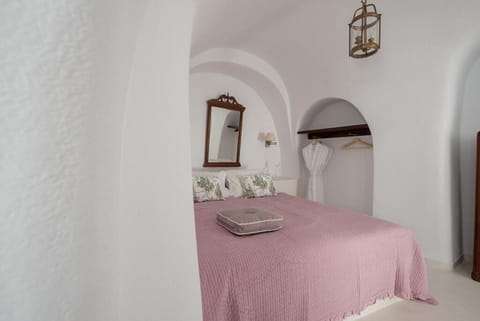 Casasantantonio 18th Century Luxury Mansion Apartment in Thera