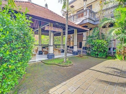 OYO 91925 Ijo Eco Lodge Hotel Hotel in Kediri