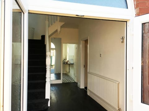 Park Drive TownHouse Vacation rental in Stretford