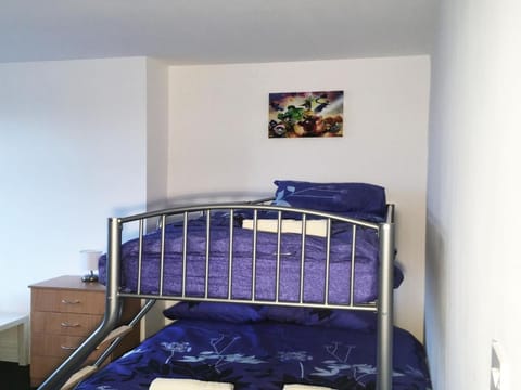 Park Drive TownHouse Vacation rental in Stretford