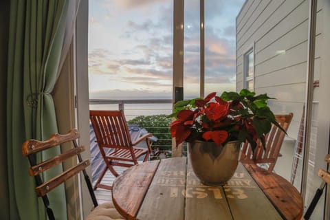 De La Hilcremat Bed and Breakfast in Cape Town