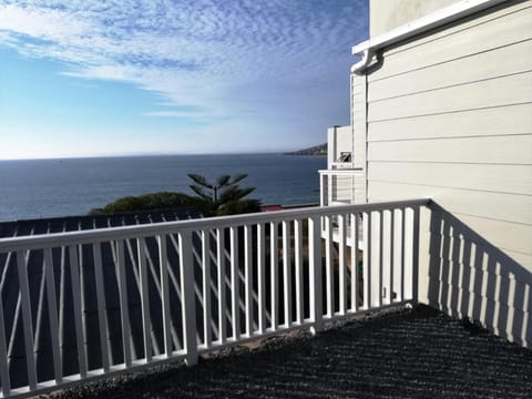 De La Hilcremat Bed and Breakfast in Cape Town