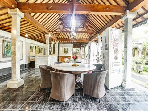 OYO 90640 Agung Kartini Villa Hotel in Ubud