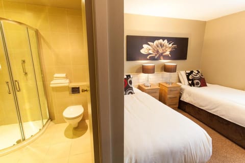 Mc Kevitts Village Hotel Hotel in Carlingford