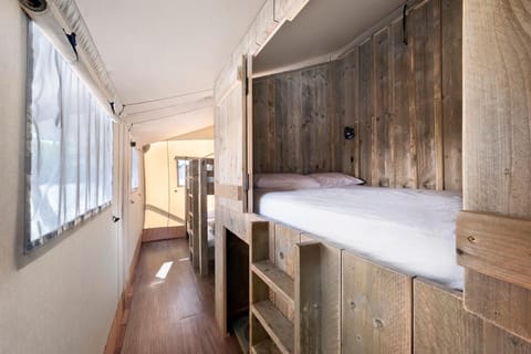 Scamander Sanctuary Holiday Park Campground/ 
RV Resort in Scamander