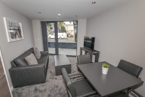 Dream Apartments St Thomas Hall Apartment in Belfast